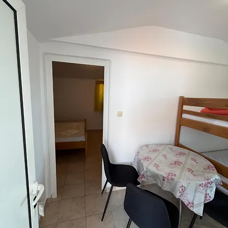 Danica Apartamento